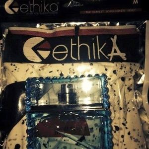 Meet your Posher, Dior